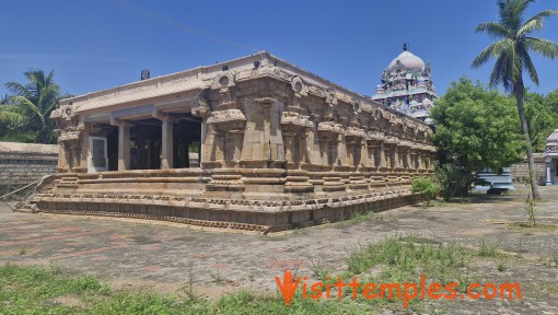 Sri Somanatha Swamy Temple, Keezha Pazhayarai, Near Kumbakonam, Tamil Nadu